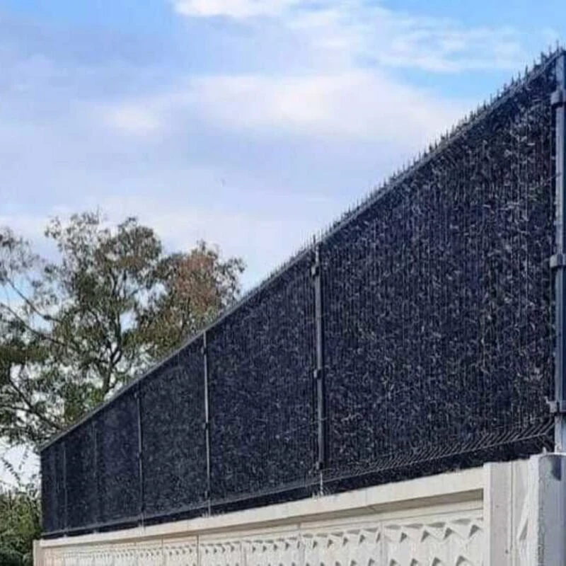 Grass fencing